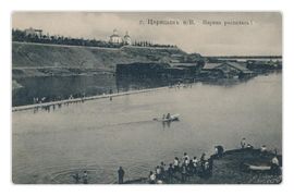  Вид на Центральную часть города. Место слияния рек Царицы и Волги. На возвышенности расположен храм Иоанна Предтечи (находился недалеко от современного ресторана «Маяк») Первый каменный храм г.Царицына (1577 г.) был разрушен в 1932 году. Приход воссоздан в 1994 году. Восстановление храма завершилось в 2001 году.