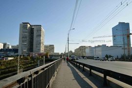 Современный вид на центр города с Астраханского моста.